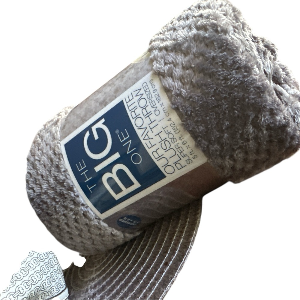 The Big One Plush Throw Blanket - Soft Gray